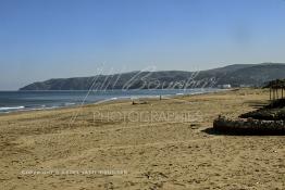 Image du Maroc Professionnelle de  Le site balnéaire de Saidia surnommée « la perle bleue » fait partie des plus longues plages du royaume, avec ses 14 kilomètres caractérisée par son sable fin et doré, ainsi que son climat méditerranéen, Lundi 15 Janvier 2007. La Kasbah de Saïdia, construite à la fin du 19ème siècle à l’embouchure orientale de l’Oued Kiss par le Sultan Hassan Ier, marque la naissance de ce hameau. Sa position stratégique, en face de l’Algérie, servait de frontière et permettait au Sultan de surveiller les passages. (Photo / Abdeljalil Bounhar)

 